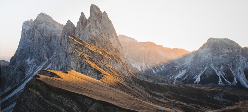 Solo Travel Safely: Precautions for Independent Adventurers Solo Travel Safely: Precautions for Independent Adventurers