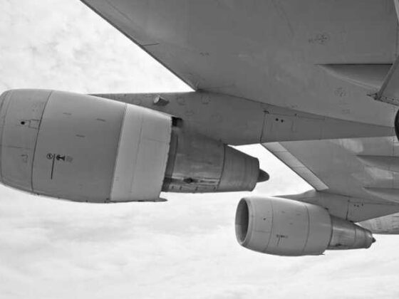 Jet-Setting Made Easy: Cool Travel Tips for Your Next Flight!