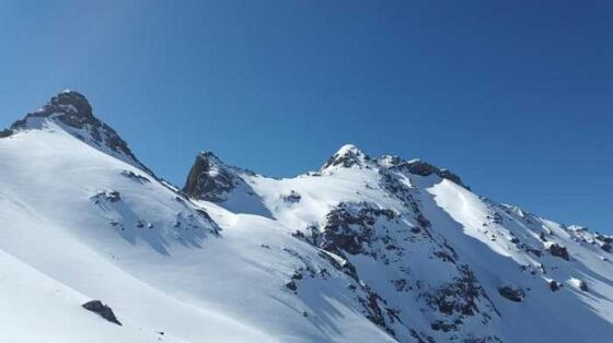 10 Must-Know Travel Tips for Your Next Adventure!