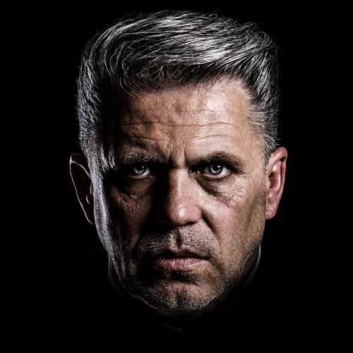 Meet the Travel Influencers: Your New Adventure Buddies!