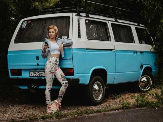 Bus Travel Adventures: Exploring the Open Road on Wheels!