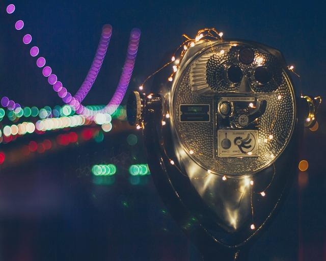 Behind the⁤ Scenes: The Realities of‌ Being a Travel Content Creator