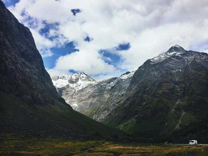 Bus Adventures: Your Ultimate Guide to Road Trip Fun!